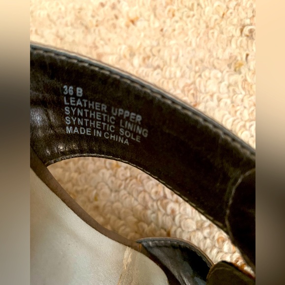 ✨Host Pick✨ Sandler Bronze Leather Mules Size 36 - Picture 6 of 7